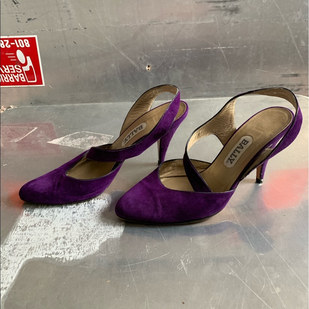 Vintage Bally Purple Slingback Pumps !!